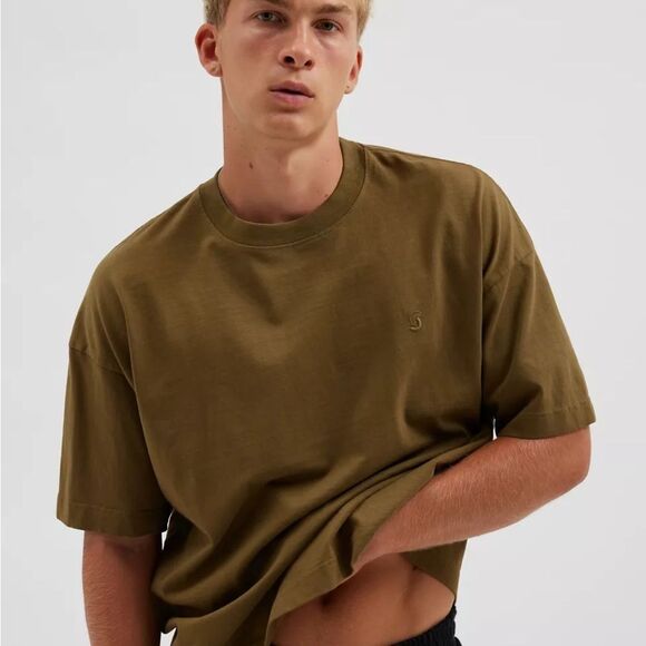 Urban outfitters Standard Cloth Foundation Solid Short Sleeve Tee green M nwt - Picture 3 of 5